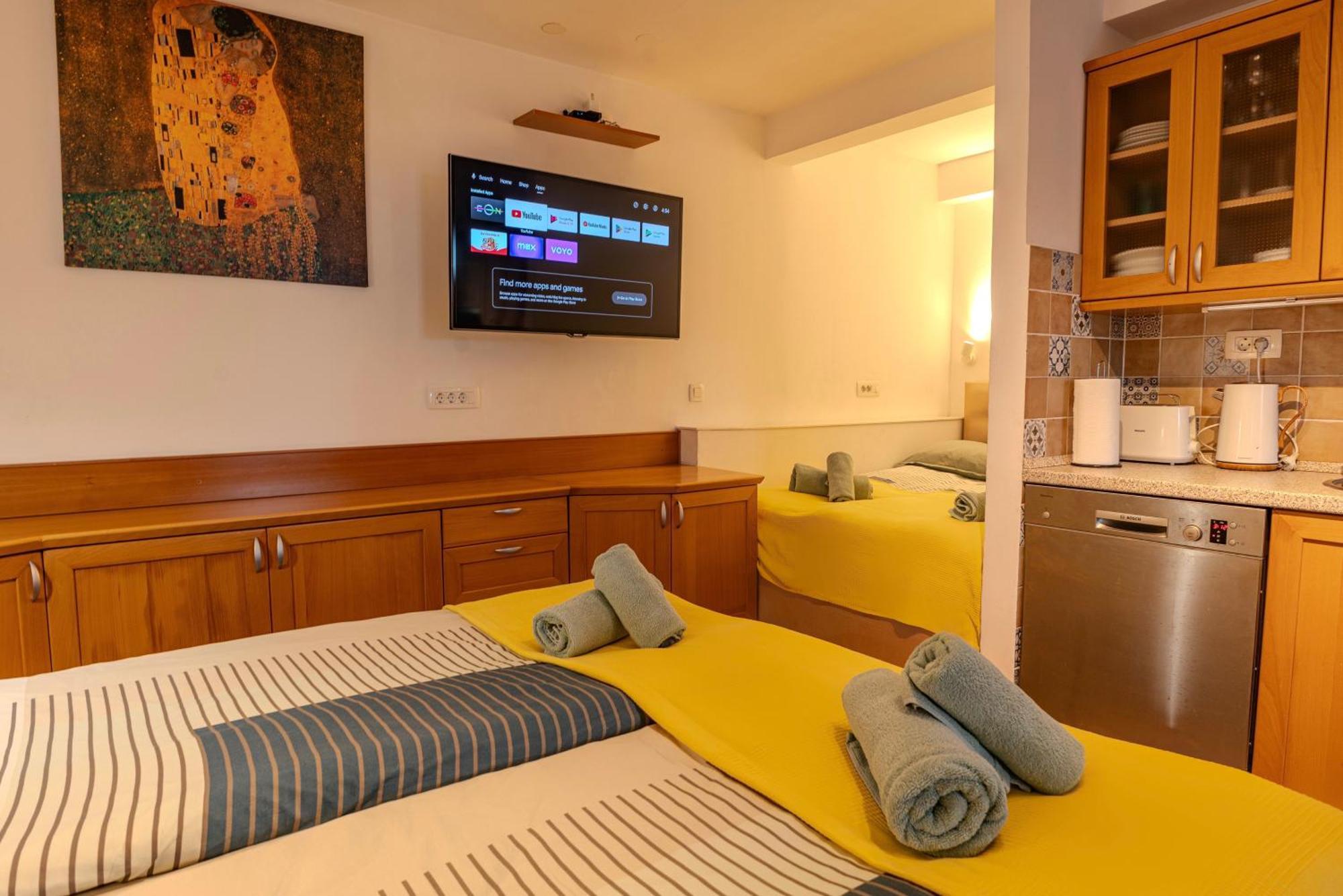 סטרוניאן Villa Yadranka With Sea View חדר תמונה